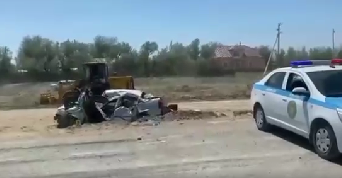Түркістан облысында жантүршігерлік жол апаты: 3 адам қаза болды