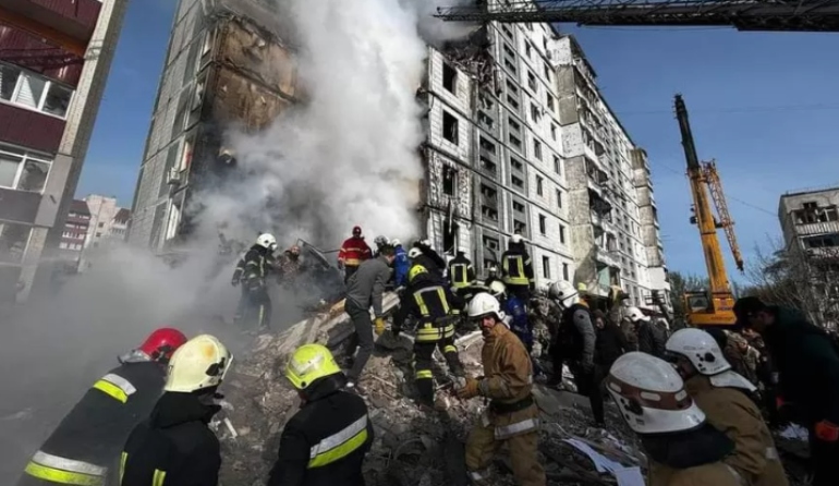 Ресей тағы да Украинаның бірнеше қаласын бомбалады: 13 адам көз жұмған